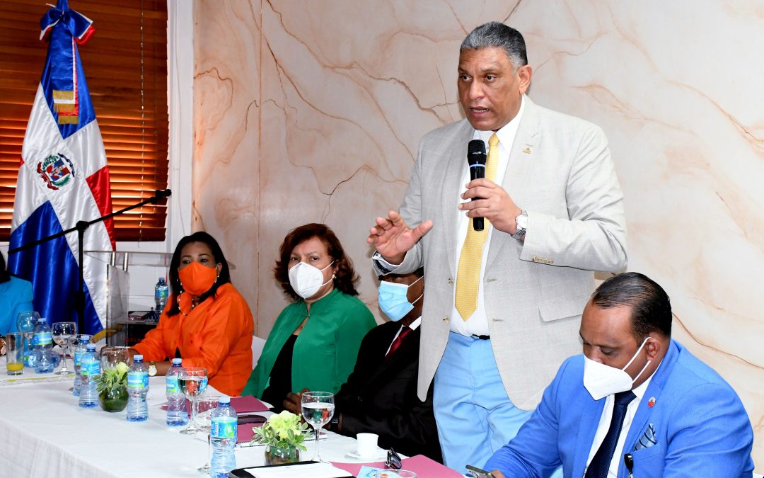 Ministerio de Interior insta a gobernadoras provinciales a sumarse a lucha para enfrentar alcohol adulterado