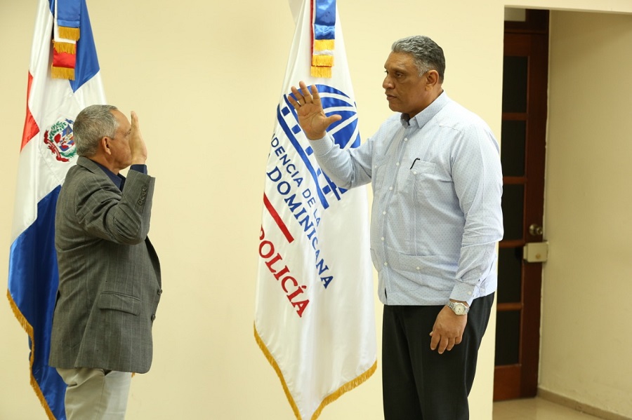 Ministro de Interior juramenta coordinador Regional Nordeste en Sectores Vulnerables