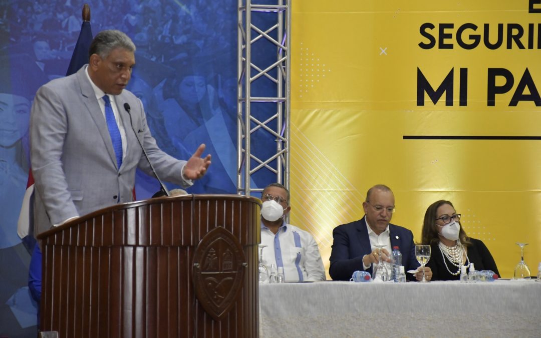 Ministro de Interior deja en funcionamiento Estrategia Integral de Seguridad Ciudadana en Santiago