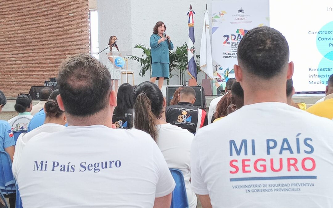 Viceministra de Interior y Policía plantea involucrar ministerios, profesores y comunitarios en acciones contra violencia y delincuencia