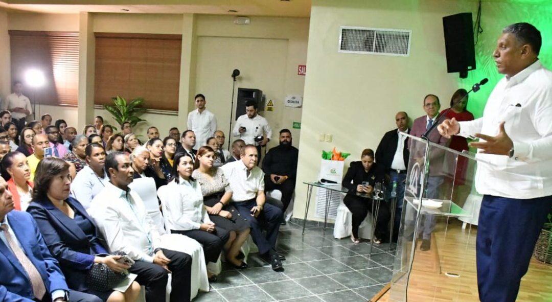 Ministro de Interior proclama gobierno avanza en consecución  de  país seguro,  en paz