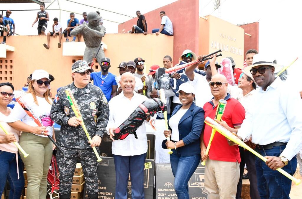 Interior y Policía instalará escuelas de música como parte de “De Vuelta al Barrio”  