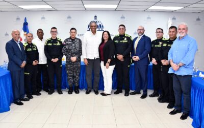 Ministro Interior valora soporte policía colombiana en reforma policial