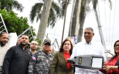 Monseñor Nouel acoge programa de iluminación de Interior y Policía