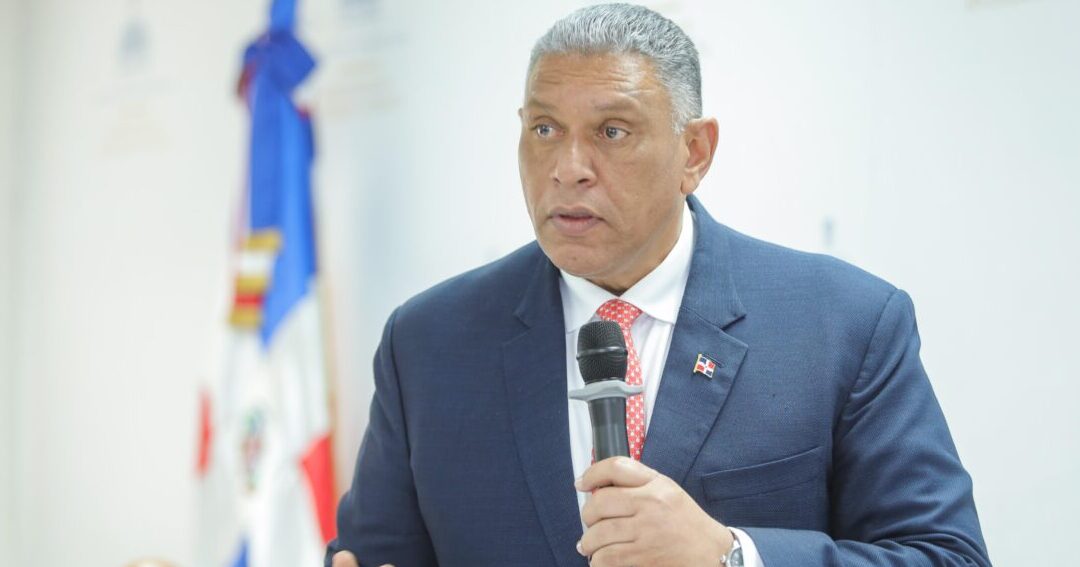 Ministerio de Interior y Policía otorga gracia para pago de renovación armas de fuego