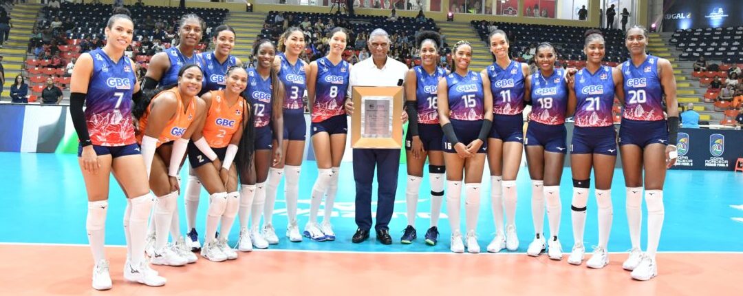 Federación Voleibol reconoce al ministro de Interior y Policía por respaldo al deporte y a la juventud