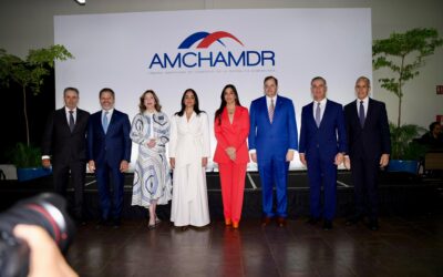 Ministra Faride Raful llama al sector privado al involucramiento social en la construcción de una República Dominicana más segura