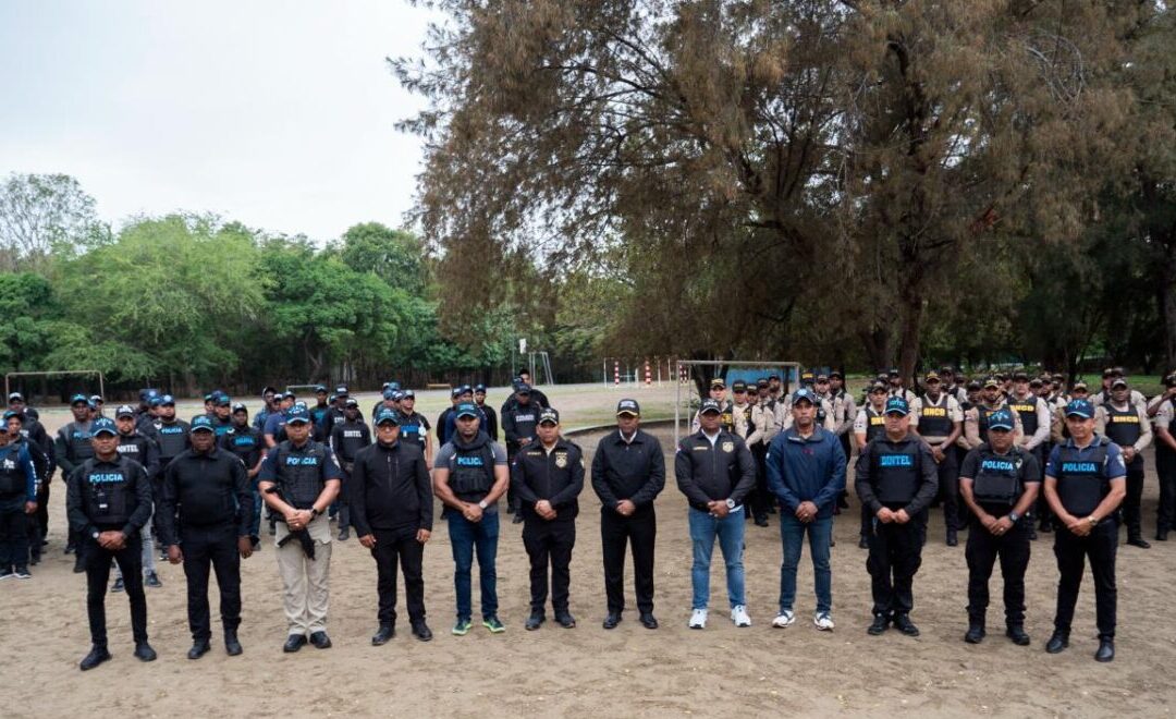 FTC VUELVE A BOCA CHICA CON AMPLIO OPERATIVO CONTRA EL MICROTRÁFICO DE DROGAS